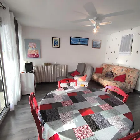 Apartmán Bord De Avec Balcon Et Parking - Fr-1-652-28 *