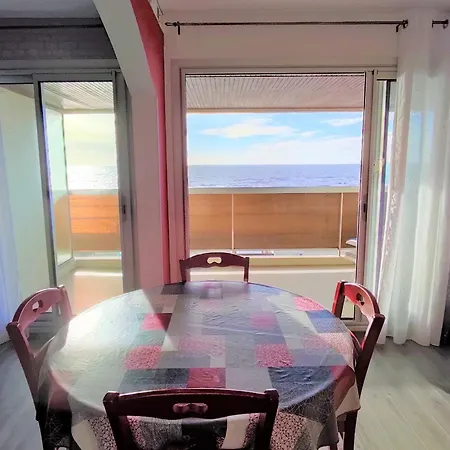 Apartmán Bord De Avec Balcon Et Parking - Fr-1-652-28 *