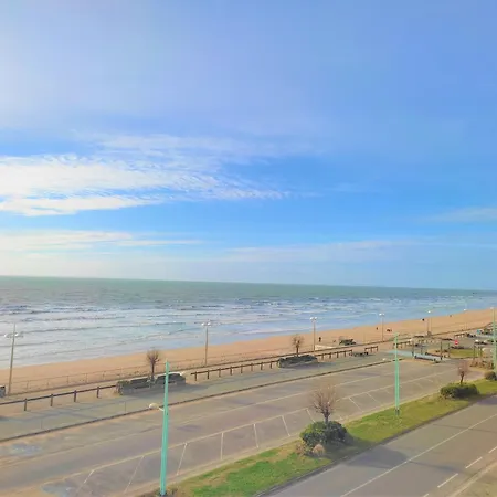 Apartmán Bord De Avec Balcon Et Parking - Fr-1-652-28 *