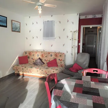 Apartmán Bord De Avec Balcon Et Parking - Fr-1-652-28