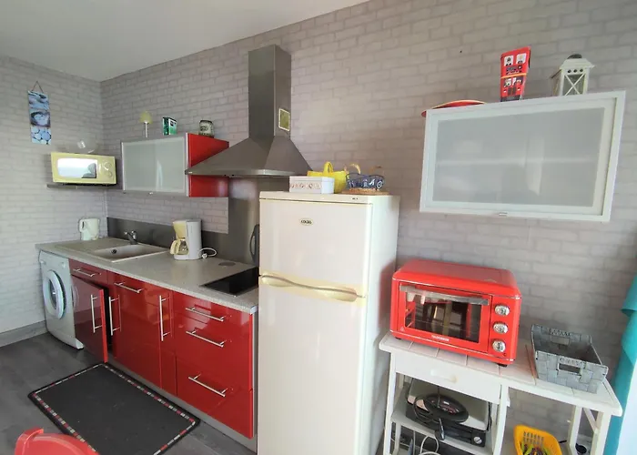 Bord De Avec Balcon Et Parking - Fr-1-652-28 * 생장드몽