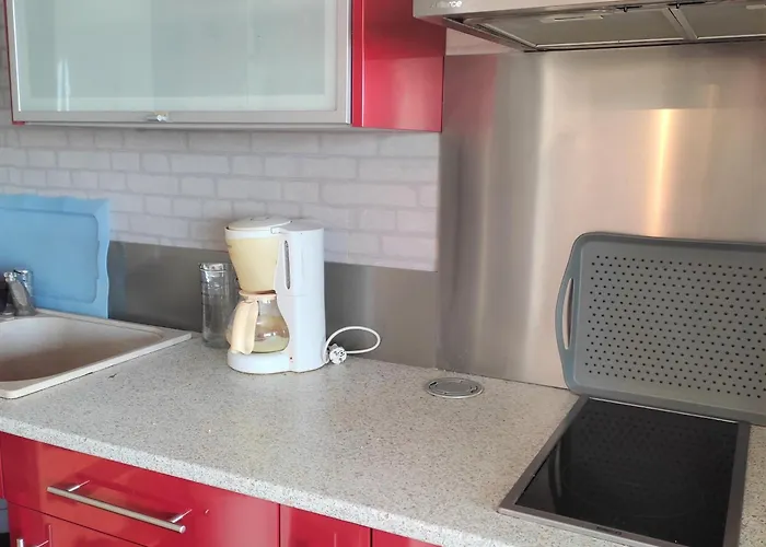 아파트 Bord De Avec Balcon Et Parking - Fr-1-652-28 생장드몽