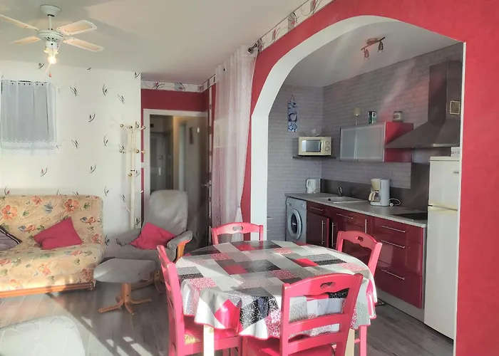 Bord De Avec Balcon Et Parking - Fr-1-652-28 *